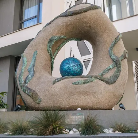 Gaia Seaview 2 *