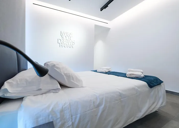 Апартаменти Gaia Seaview 2 Ларнака